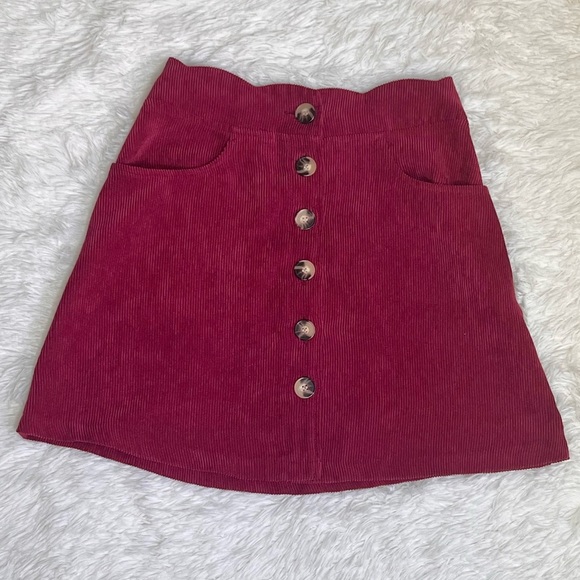 In Girl burgundy petal tulip waist button front corduroy skirt Sz 10/12 - Picture 2 of 5